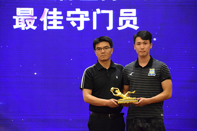 李凯尔:代表中国对我意味着很多 感谢中国球迷